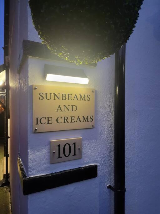Sunbeams And Ice Creams Villa Scarborough Buitenkant foto